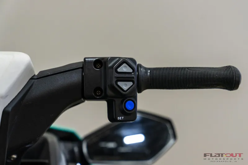 Slide: The Image of Close-up of 2020 Kawasaki STX 160X handlebar controls. - 12