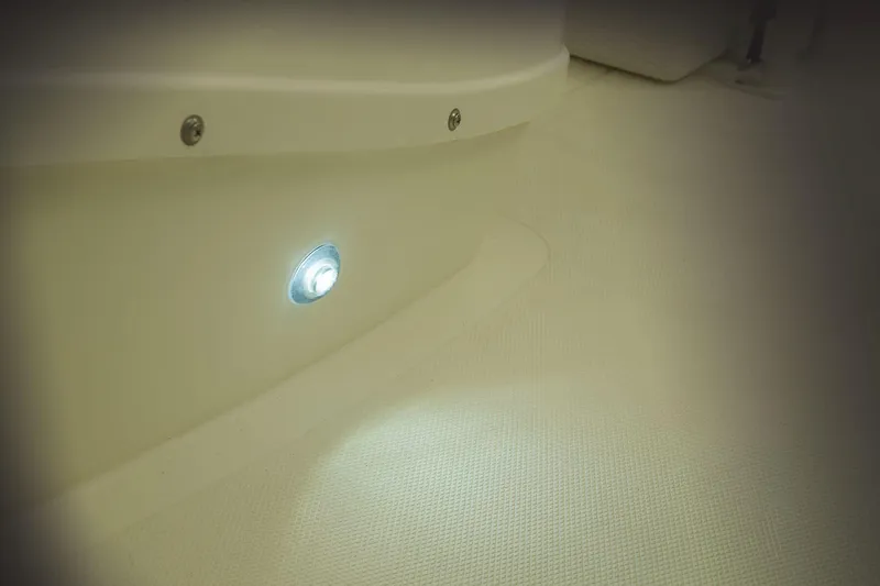 Slide: The Image of Mako 18 LTS 2024 - 46