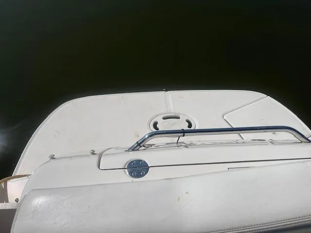 Slide: The Image of 2005 Sea Ray 280 Sundancer swim platform with railing. - 8