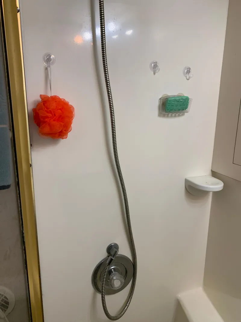 Slide: The Image of Ocean 42 sportsfish 1995 - 27