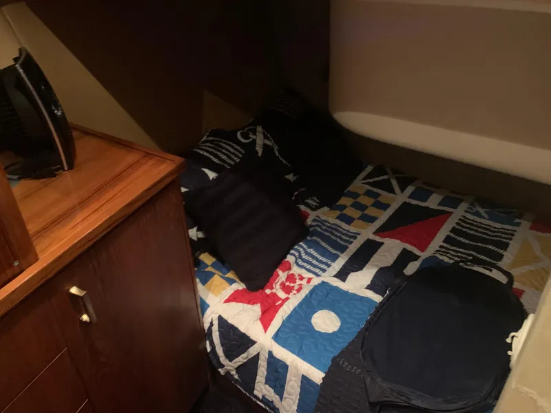 Slide: The Image of Ocean Yachts 42 sportsfish 1995 - 29