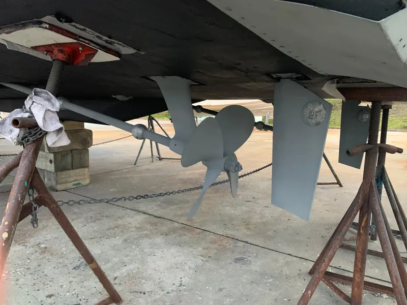 Slide: The Image of Ocean Yachts 42 sportsfish 1995 - 32