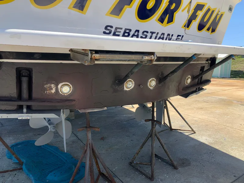 Slide: The Image of Ocean Yachts 42 sportsfish 1995 - 5