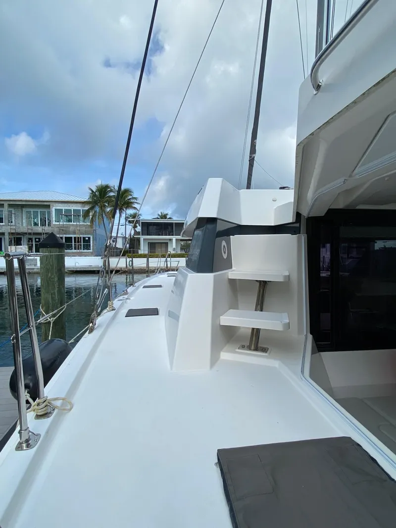 Slide: The Image of Leopard 42 2021 - 15