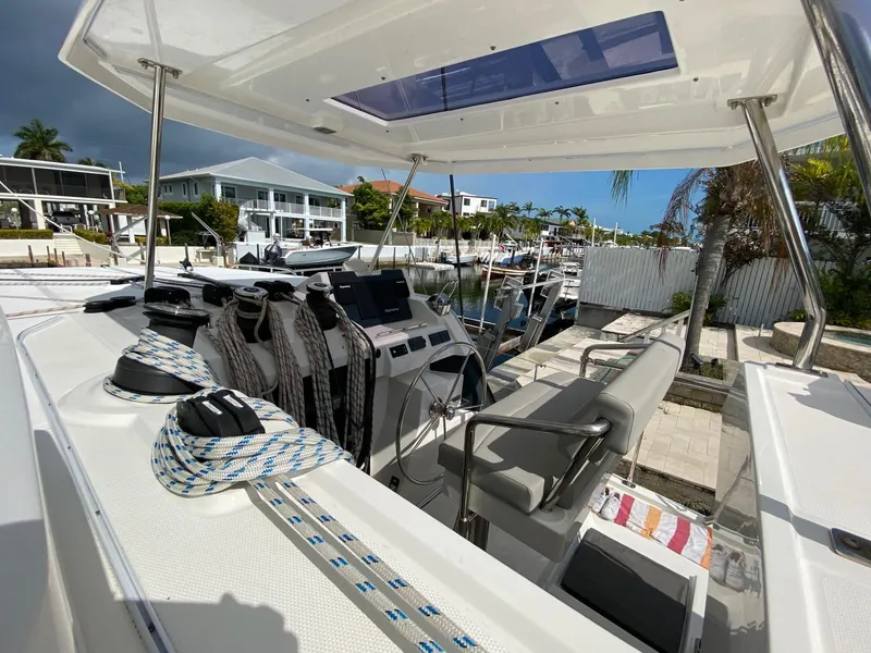 Slide: The Image of Leopard 42 2021 - 21