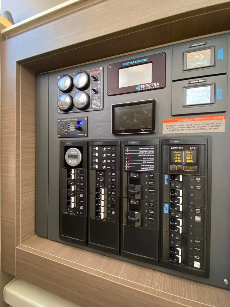 Slide: The Image of Leopard 42 2021 - 37