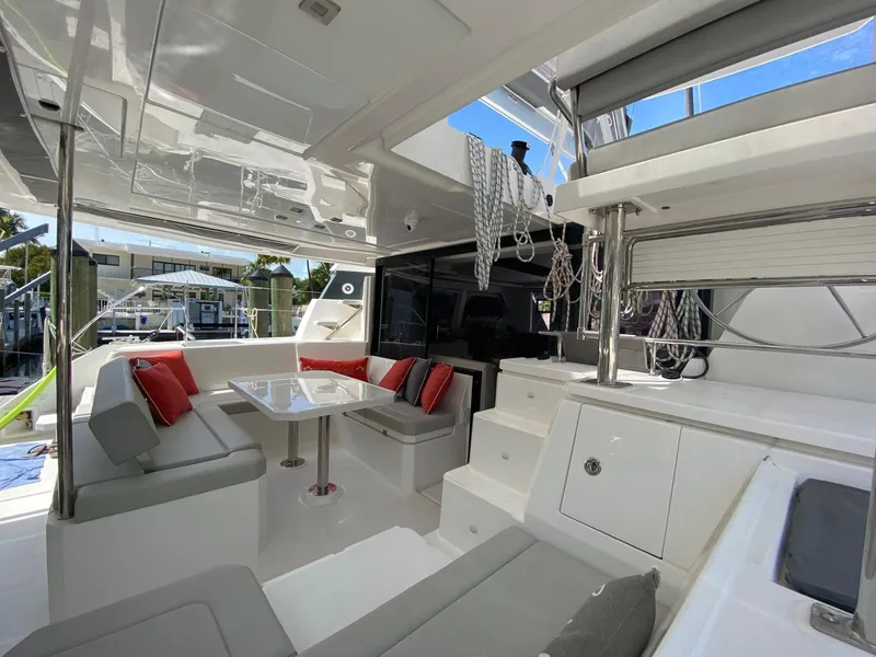 Slide: The Image of Leopard 42 2021 - 6