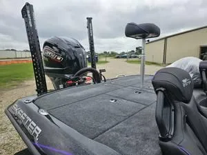 Slide: The Image of 2025 Skeeter ZXR21 fishing boat with Yamaha outboard motor. - 23