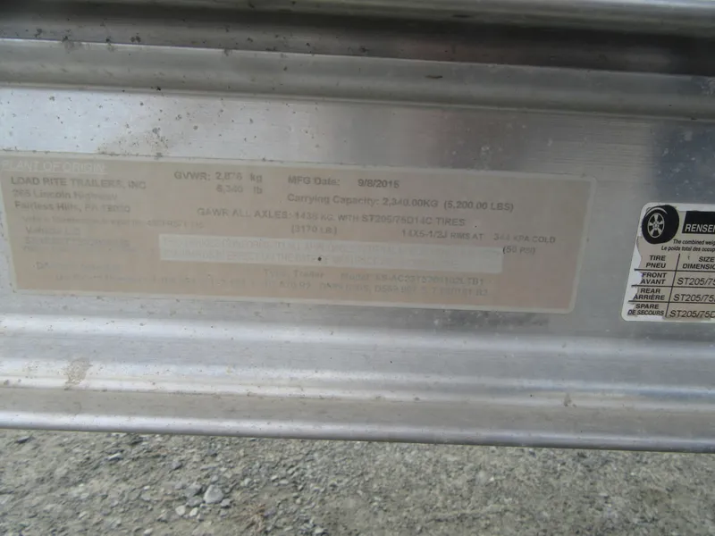 Slide: The Image of 2016 Carolina Skiff Sea Chaser 22 HFC trailer label with specifications and load capacity. - 16