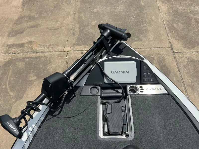 Slide: The Image of Caymas CX 21 PRO 2025 - 7