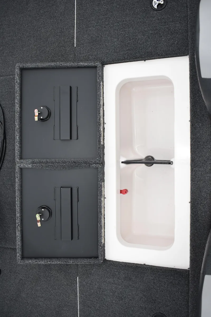 Slide: The Image of 2023 Vexus AVX189C boat storage compartments and livewell. - 18