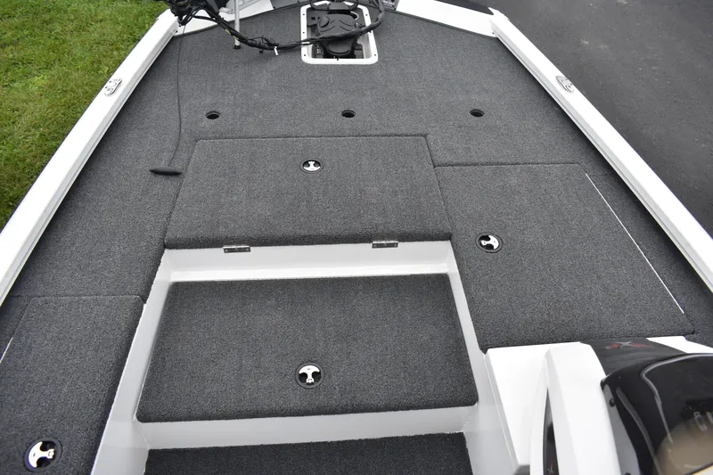 Slide: The Image of 2023 Vexus AVX189C boat deck with storage compartments. - 4