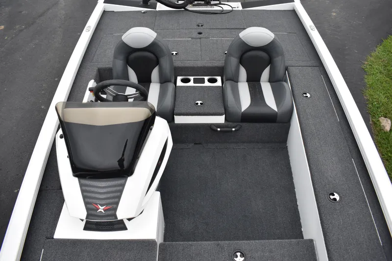Slide: The Image of 2023 Vexus AVX189C boat interior with dual seats and steering console. - 6