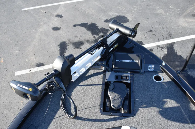 Slide: The Image of 2023 Vexus AVX1980C boat with Humminbird electronics and Minn Kota trolling motor. - 3