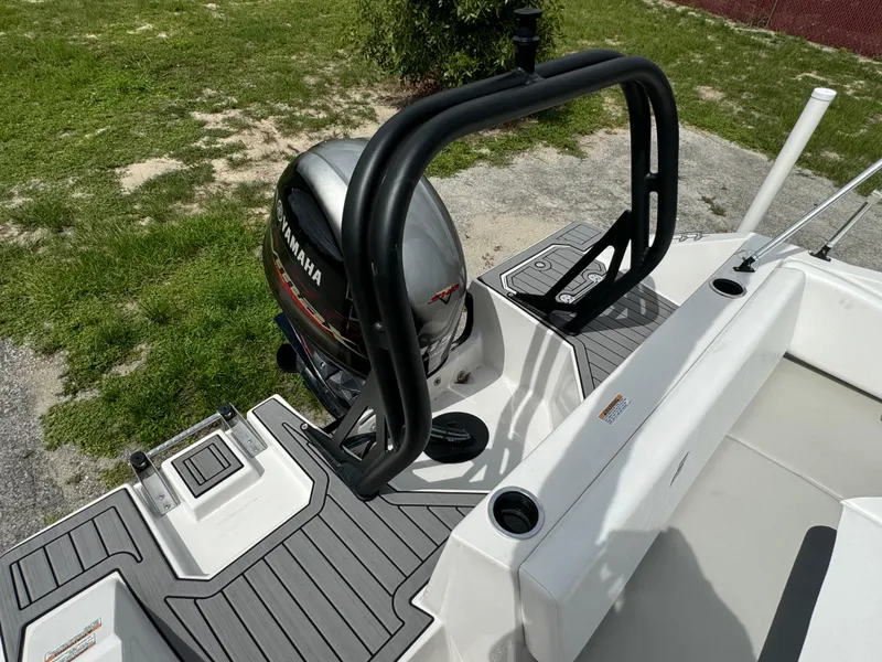 Slide: The Image of 2023 Starcraft SVX 171 OB boat with Yamaha outboard motor, rear deck view. - 23
