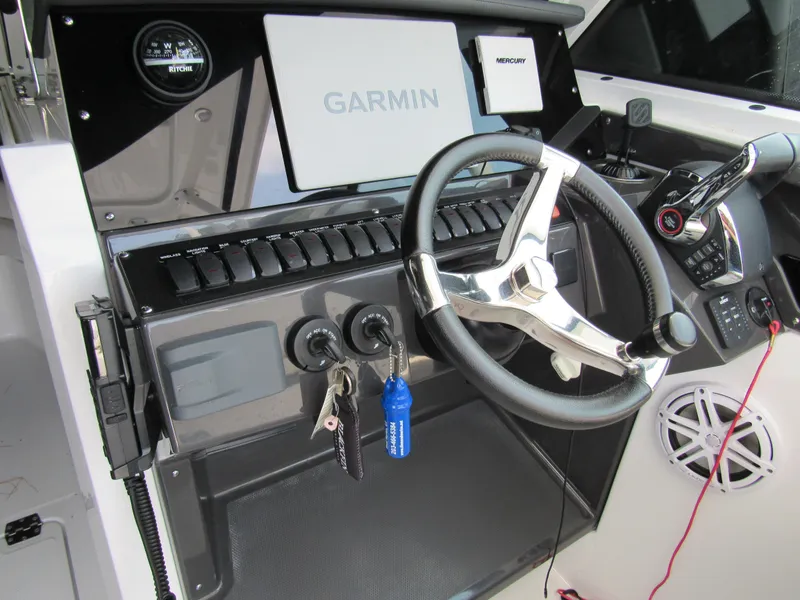 Slide: The Image of Blackfin 272 DC 2022 - 21