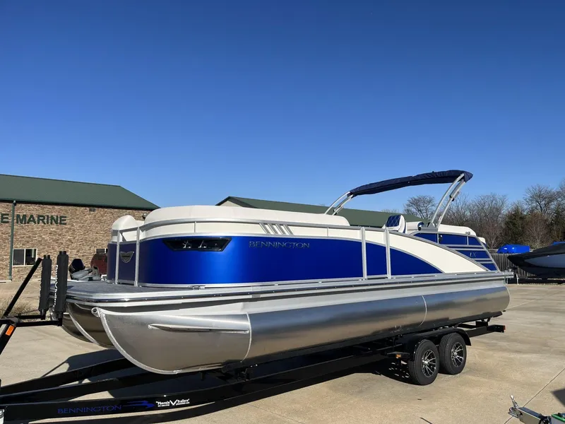 Slide: The Image of Bennington 24 LXSFB 2024 - 1