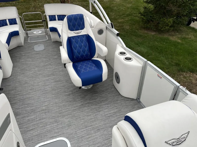 Slide: The Image of Bennington 24 LXSFB 2024 - 7