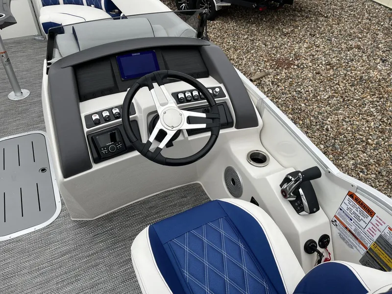 Slide: The Image of Bennington 24 LXSFB 2024 - 8