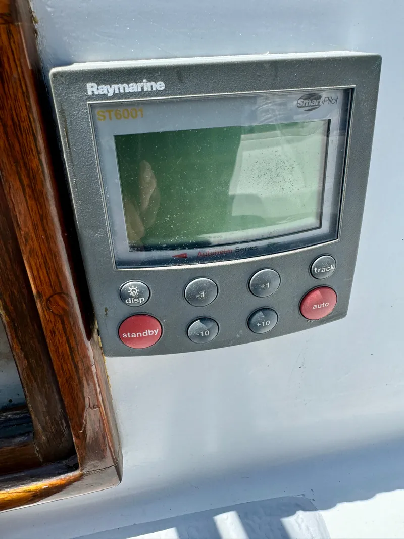 Slide: The Image of Raymarine ST600R display on 1979 Islander IP Peterson 40 sailboat. - 41