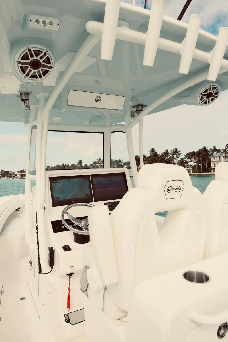 Slide: The Image of 2025 Limitless 27 Center Console - 9