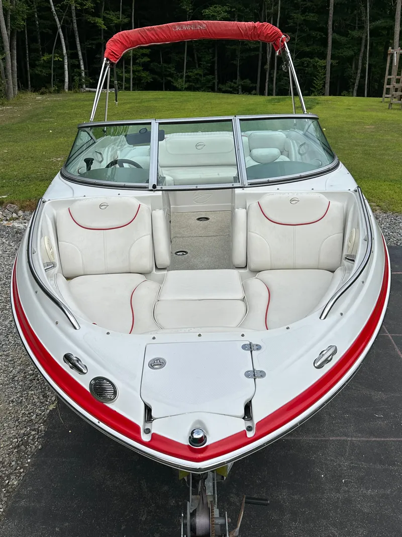 Slide: The Image of Crownline Boats 226 LS 2005 - 2