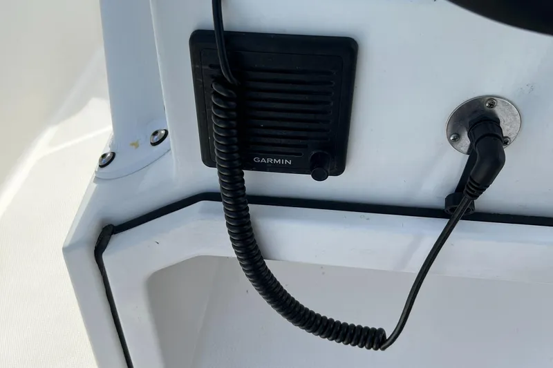 Slide: The Image of Garmin radio system on 2019 Blackfin 242 CC boat console. - 22