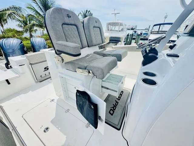 Slide: The Image of Sea Pro 262 DLX Center Console 262DLX 262 CC 2025 - 11