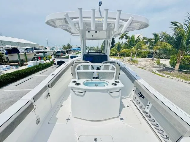 Slide: The Image of Sea Pro 262 DLX Center Console 262DLX 262 CC 2025 - 9