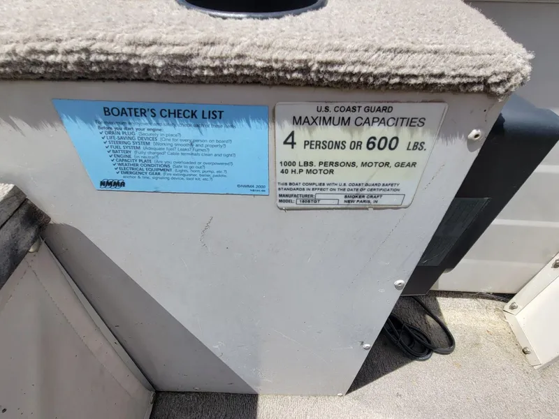 Slide: The Image of Smoker Craft 150 Stinger 2003 - 12