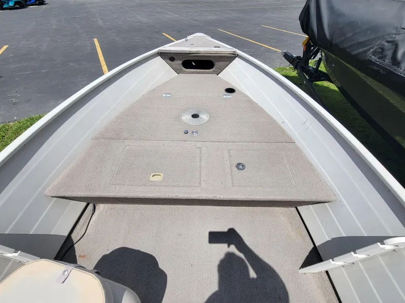 Slide: The Image of Smoker Craft 150 Stinger 2003 - 8