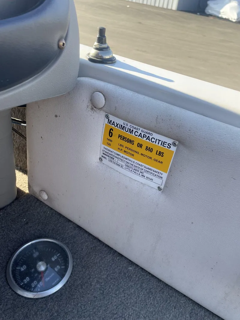 Slide: The Image of Crestliner Fish Hawk 1750 SC 2005 - 19