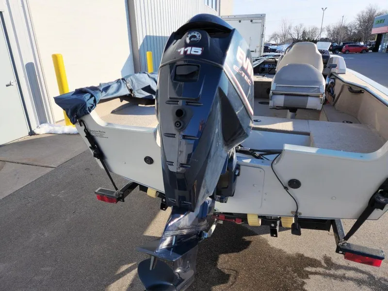 Slide: The Image of MirroCraft 1751 Aggressor 2008 - 4