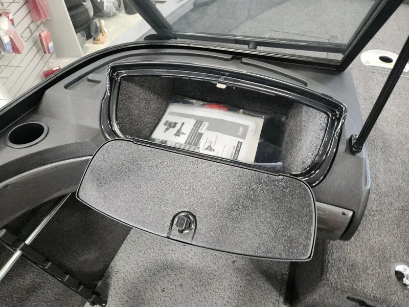 Slide: The Image of Crestliner 1650 Hawk 2024 - 13