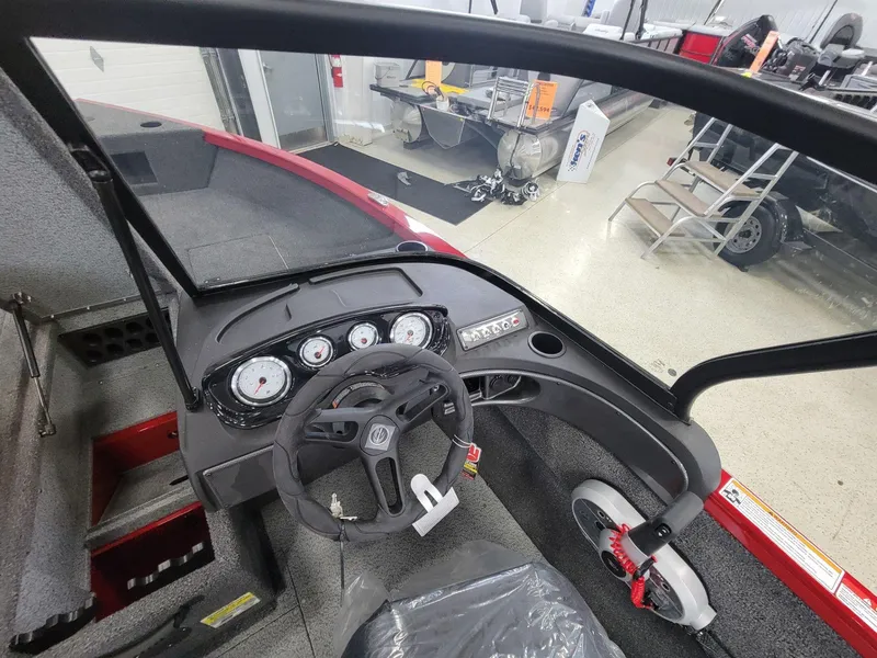 Slide: The Image of Crestliner 1650 Hawk 2024 - 10