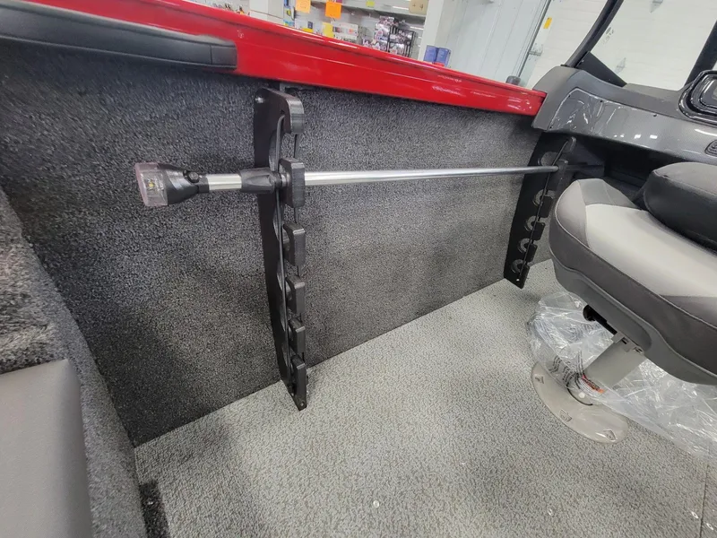 Slide: The Image of Crestliner 1650 Hawk 2024 - 13