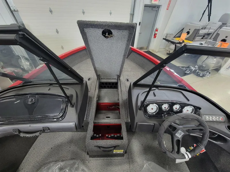 Slide: The Image of Crestliner 1650 Hawk 2024 - 9