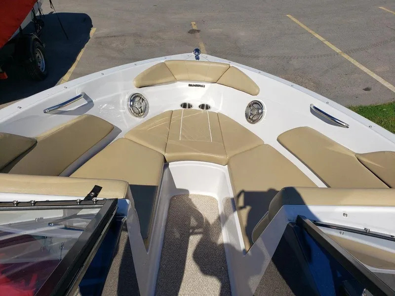 Slide: The Image of Glastron GT 205 2015 - 13