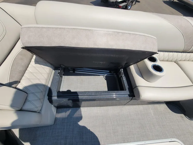 Slide: The Image of Crest Caribbean 250 SLS 2019 - 25