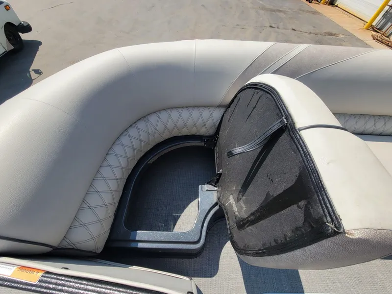 Slide: The Image of Crest Caribbean 250 SLS 2019 - 27