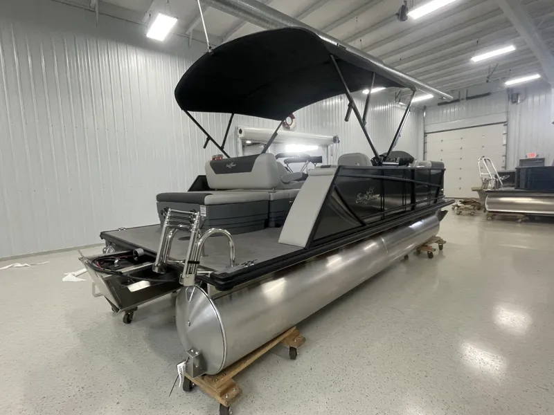 Slide: The Image of SunChaser Geneva 22 SB DH 2024 - 5