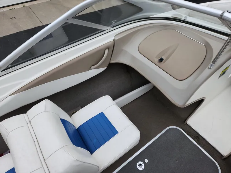 Slide: The Image of Bayliner 185 2004 - 11