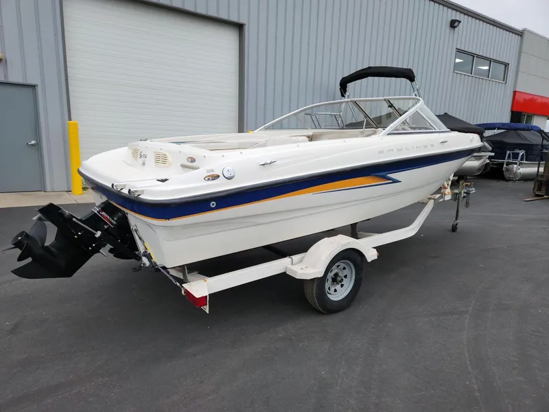 Slide: The Image of Bayliner 185 2004 - 3