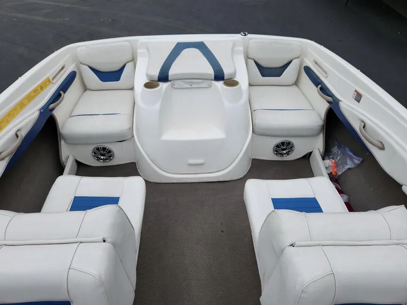 Slide: The Image of Bayliner 185 2004 - 7