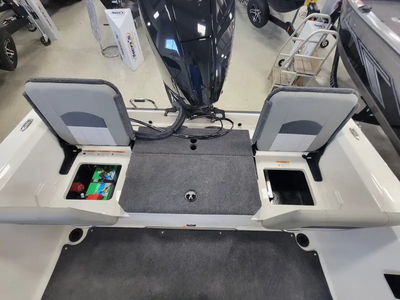 Slide: The Image of Triton 186 Allure 2024 - 20