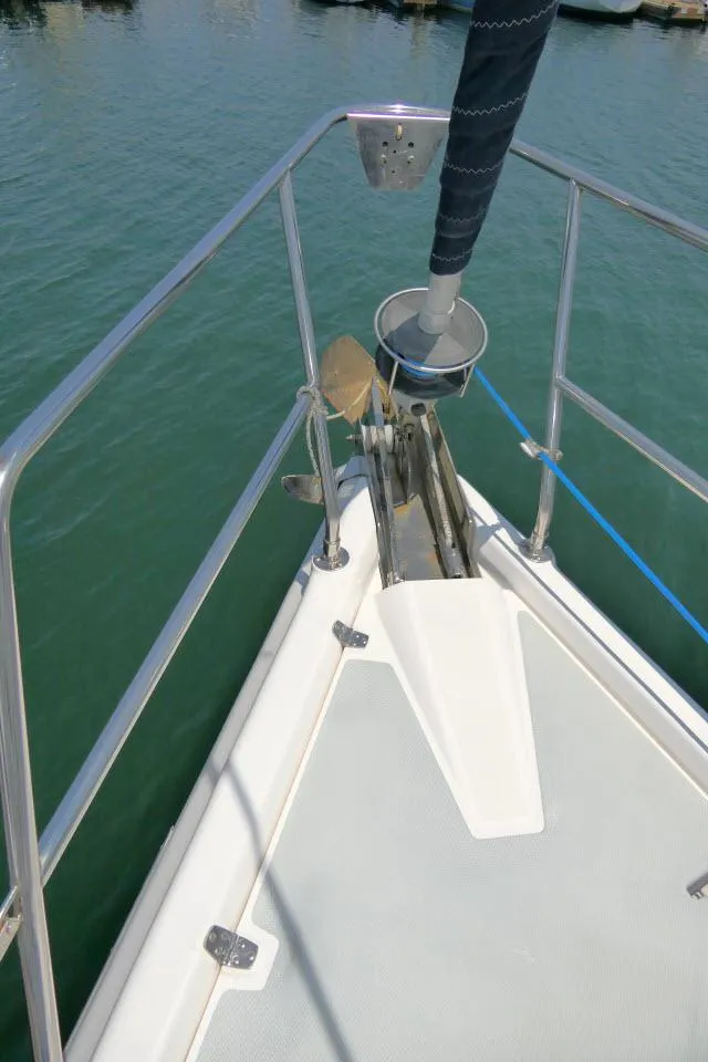 Slide: The Image of Hunter 460 2000 - 50