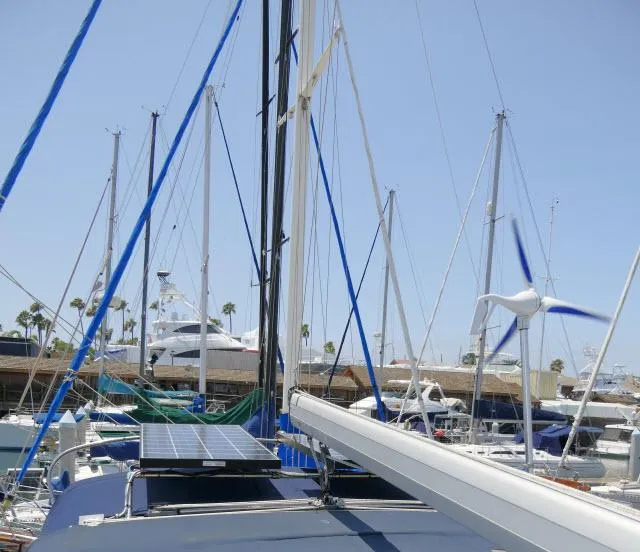 Slide: The Image of Hunter 460 2000 - 52