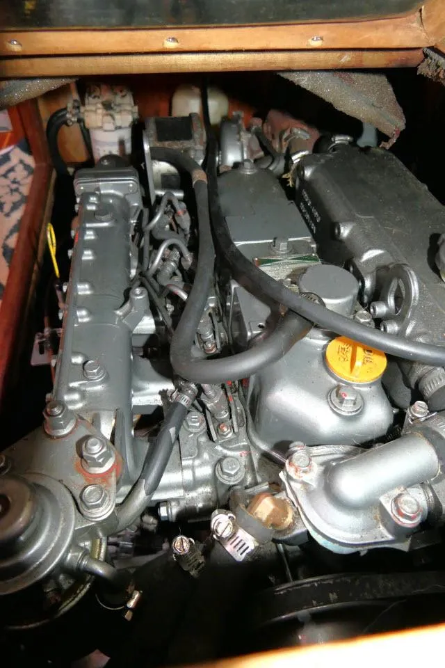 Slide: The Image of Hunter 460 2000 - 55