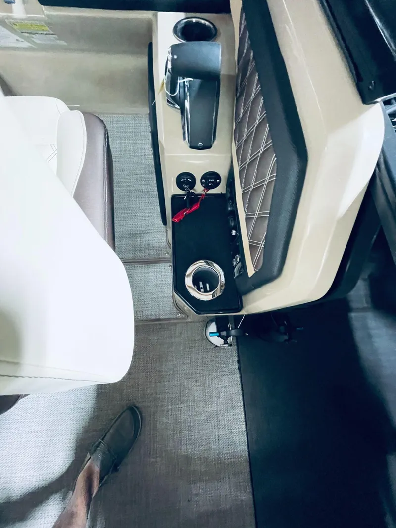 Slide: The Image of Sanpan SP2700ULW 2024 - 22