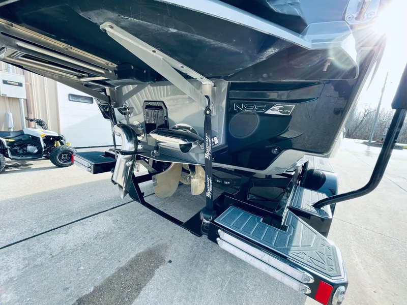 Slide: The Image of Nautique SUPER AIR G25 PARAGON 2021 - 10